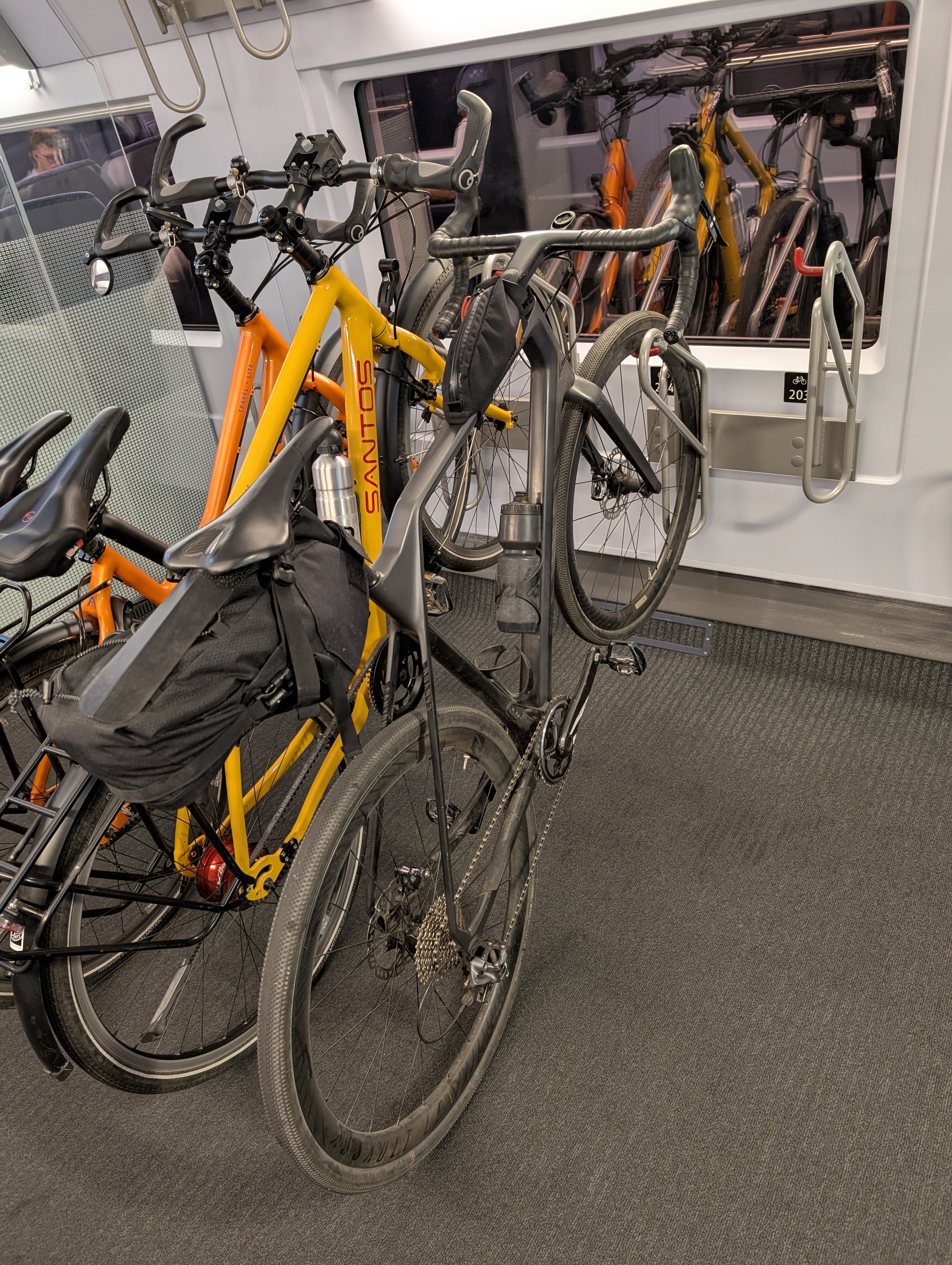 Taking a bicycle on a German ICE train
